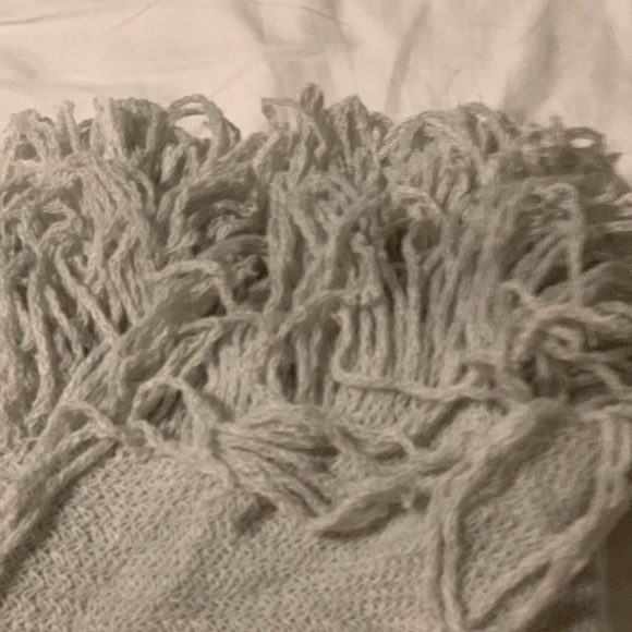 Hand knit scarf - Picture 5 of 6
